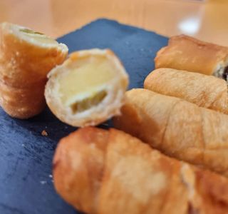 TEQUEÑOS JALAPEÑO QUESO GOUDA 