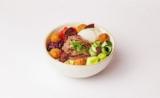 “BUDDHA BOWL” sa grilovanim biftekom