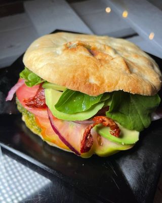 Focaccia Avocado- vegan