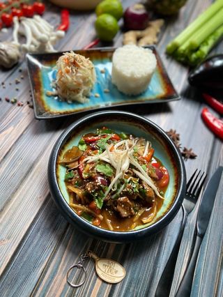 Wołowina po Mongolsku lekko pikantne