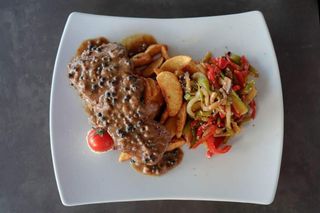 Ramstek u Peper sosu