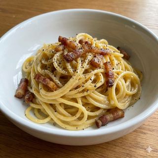 Spaghettoni carbonara