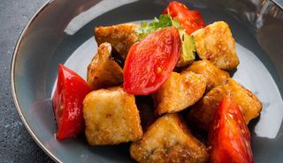 Хрустящие баклажаны в кисло-сладком соусе (200г)