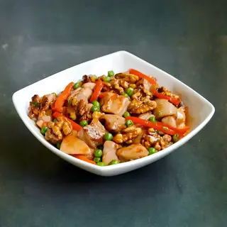 Pollo Con Nueces Dulces