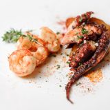 Poulpe Grillé au Feu de Braise