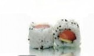 69. Uramaki sake avocado 8 pezzi