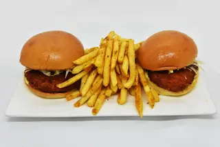 Le Chicken Burger