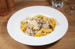 Rigatoni cu ciuperci de padure