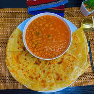 2 Chapatis+Maharagwe Nazi+Karanga
