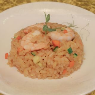 257. Riso saltato con verdure e gamberi