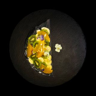    Налисники прозорі з фруктами 