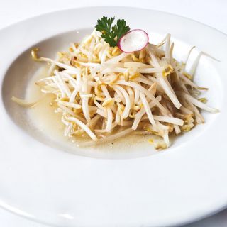 56. Germogli di soia saltato