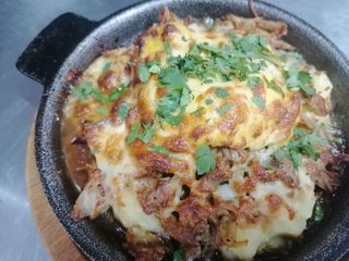 Дърпано свинско месо  (400г)