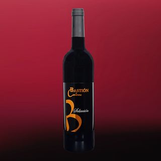 Botella de Vino Tinto