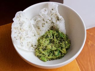 Гуакамоле з рисовими чипсами (130g)