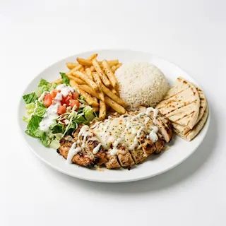 Plato Kebap De La Casa Con Carne De Pollo Y Queso