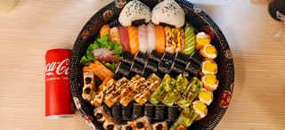 Box sushi D 66 pezzi