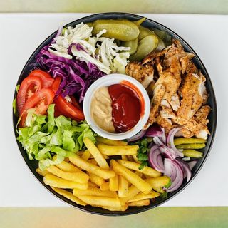 Shaorma de pui la farfurie