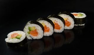 Футомаки Сьомга и авокадо (6бр)