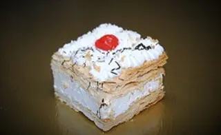 Pastel Milhojas Ud