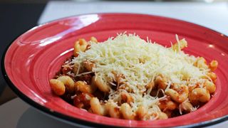 PASTA CAVATAPPI BOLOGNESA