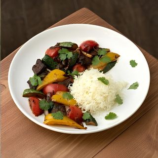 Мясо по-тайски с рисом