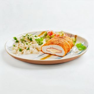 Teleći zagrebački sa pomfritom