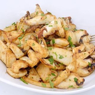 Sepia con salsa saté a la plancha