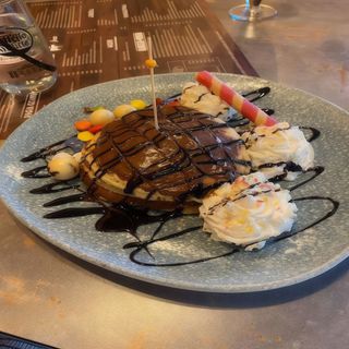 torre de tortitas con nutella