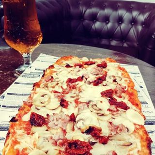 Pinsa Funghi (Grande)