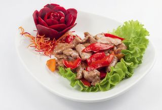 81. Manzo con peperoni