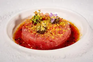 024 Tartare tuna truffle