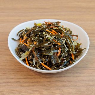 Salata od morskih algi