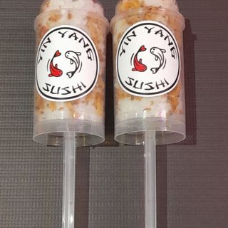 Yin Yang Sushi POP X 2 Salmón Aguacate Queso