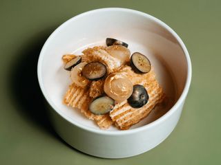 Ciasto miodownik (Medovik)