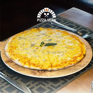 Pizza 4 fromages