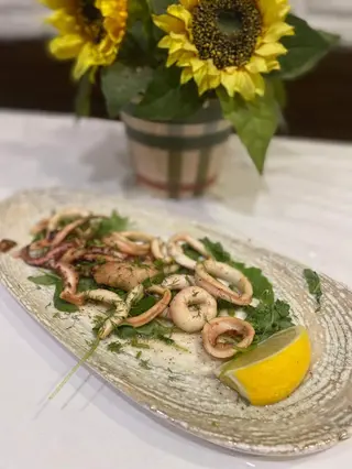 Хрупкави калмари по гръцки  250гр.