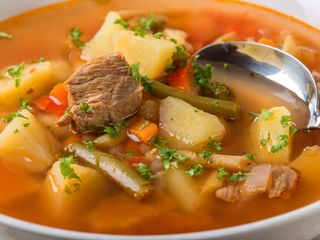 Ciorba taraneasca de vacuta