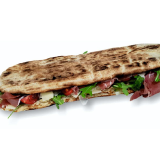 Panuozzo Salsiccia, patatine e mozzarella