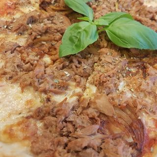Pizza Tonno  30cm
