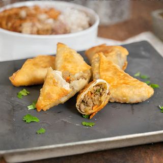 Beef Samosa (4pcs)