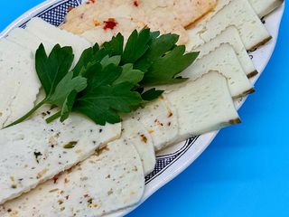 Карпатська бринза (200g)