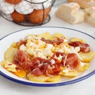 Huevos Rotos con jamon