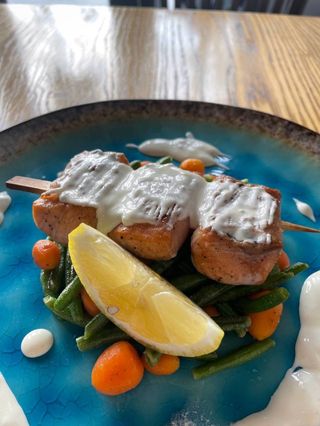 Лосось з беконом