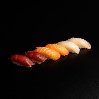 Assortment Nigiri’s 6 Pcs