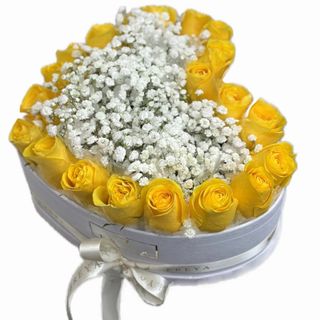 Cutie mare inima cu 21 trandafiri brington si gipsophila