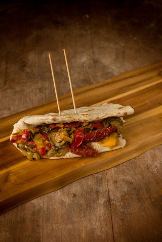 L’APPESO -  (PANINO PANPINSA VEGETARIANO + PATATE AL FORNO)