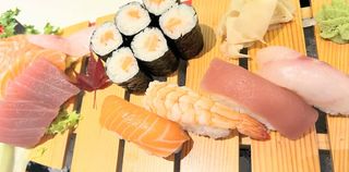 734 - Sushi box - 16 pezzi