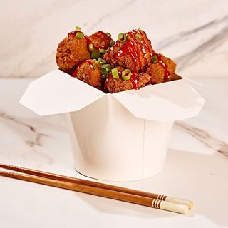 Yangnyeom 양념치킨 (pollo fritto con salsa agrodolce)