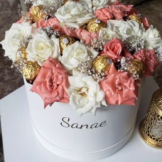 Box flowers et chocolats (size M)